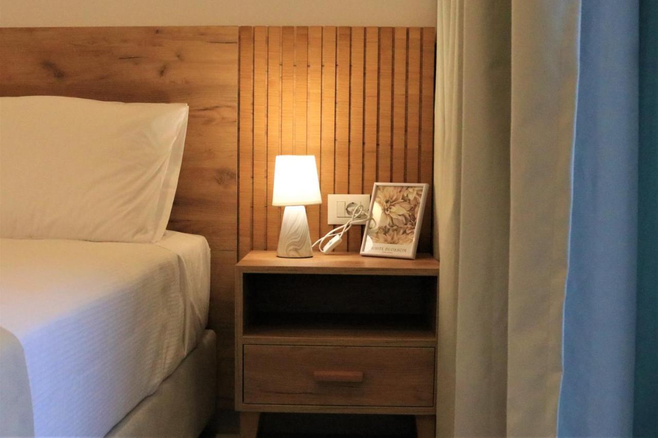 Cream Cozy Getaway - 3 Pearls Pool Retreat Apartment Dempla Екстериор снимка