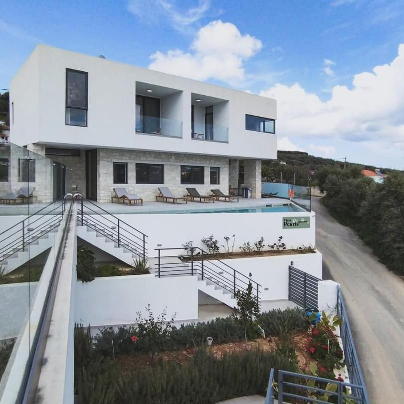 Cream Cozy Getaway - 3 Pearls Pool Retreat Apartment Dempla Екстериор снимка