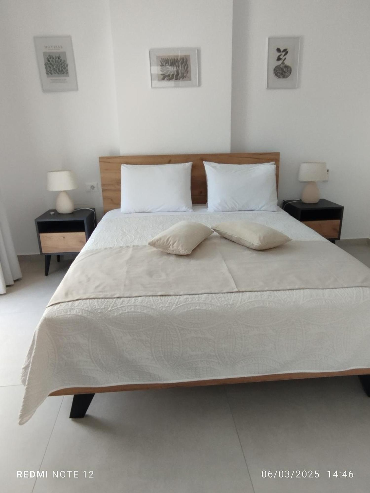 Cream Cozy Getaway - 3 Pearls Pool Retreat Apartment Dempla Екстериор снимка